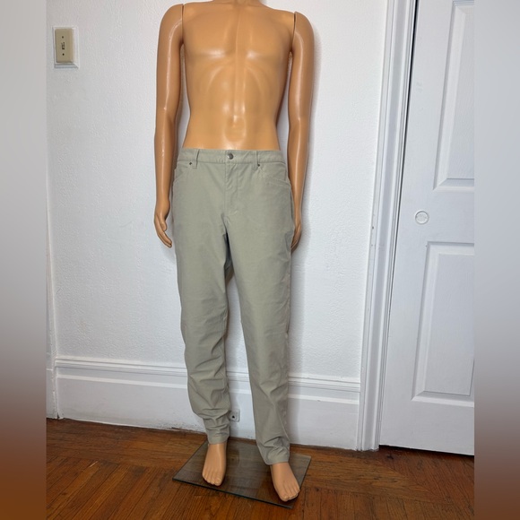 Lululemon ABC Slim Fit Pants Utilitech Gray Men’s Size 36X33 EUC